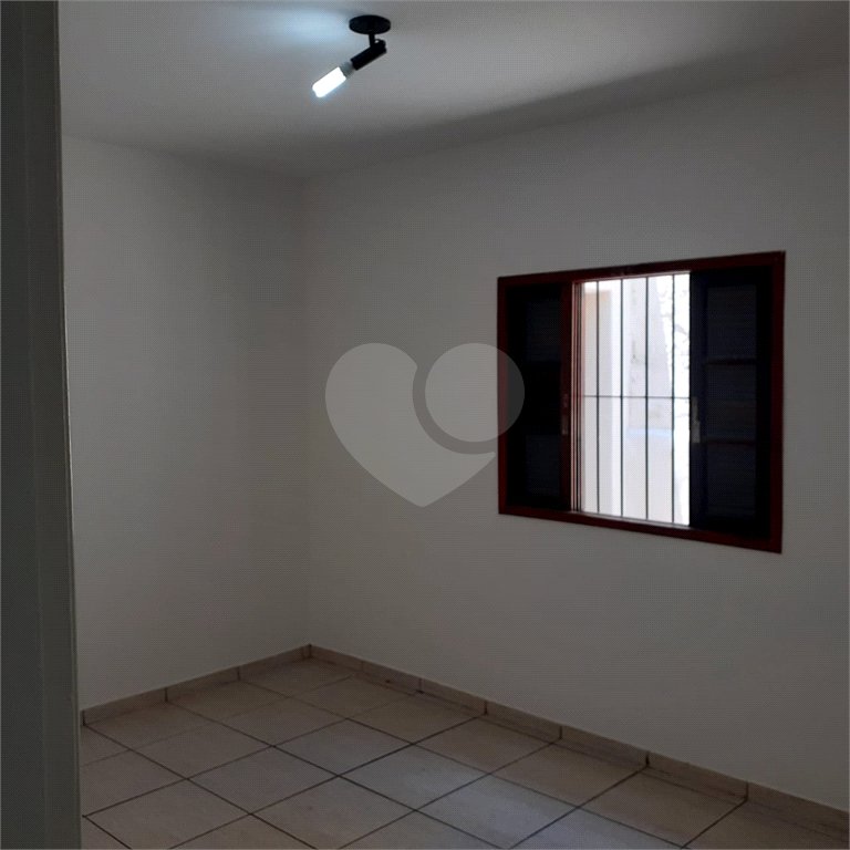 Casa Térrea à venda com 3 quartos, sendo 1 suíte, em Santana, São Paulo, SP