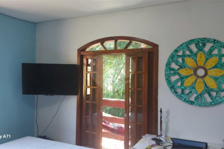 Casa à venda com 3 quartos, sendo 1 suíte,  em Água Espraiada (caucaia do Alto), Cotia, SP
