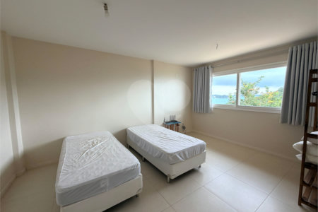 Casa à venda com 4 suítes em João Fernandes, Armação dos Búzios, RJ