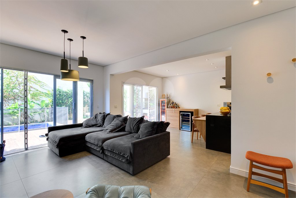 Casa à venda com 3 quartos, sendo 2 suítes, no condomínio Paço da Boa Vista, São Paulo - SP