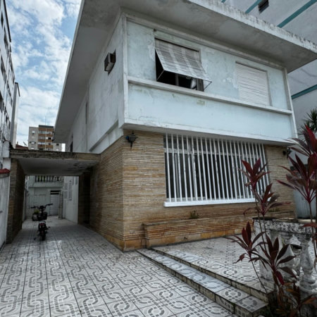Casa dos Sonhos no Canal 6 – Piscina, Privacidade e 450m² de Terreno