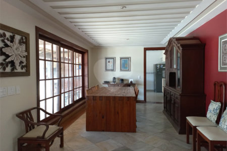 Casa à venda com 4 quartos, sendo 3 suítes,  em Geribá, Armação dos Búzios, RJ