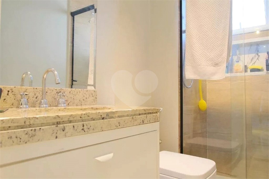 Apartamento à venda com 3 quartos, sendo 1 suíte,  em Vila Matilde, São Paulo, SP