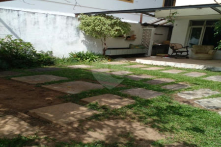 Casa à venda com 6 quartos em Jardim Peri Peri, São Paulo, SP