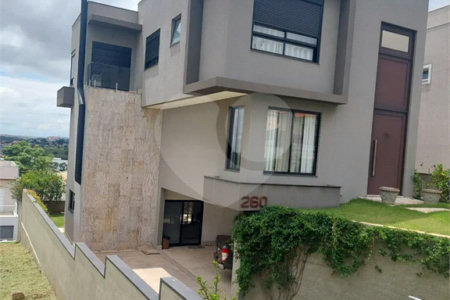 Casa à venda com 3 quartos, sendo 2 suítes, no condomínio Ibiaram 1, Itupeva - SP