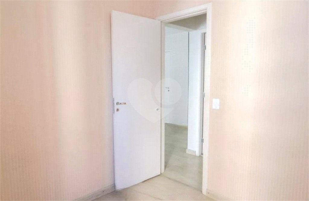 Apartamento à venda com 2 quartos, sendo 1 suíte, em Vila Augusta, Guarulhos, SP