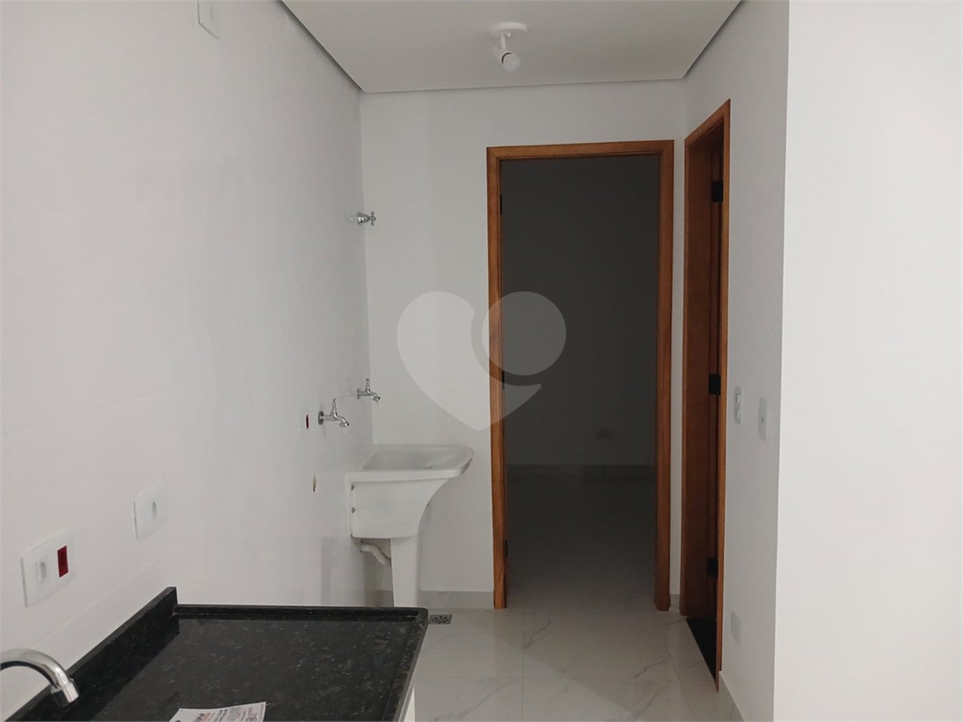 Casa para alugar com 1 quarto no condomínio Edificio Cometa, São Paulo - SP