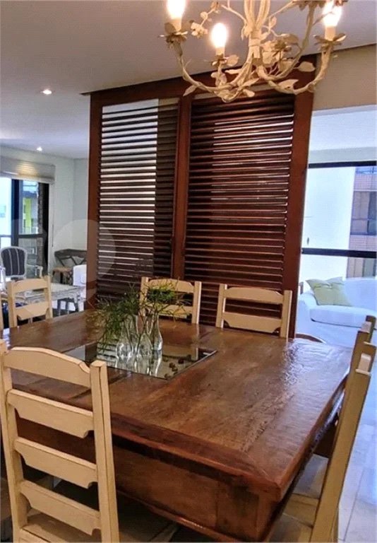 Apartamento à venda com 4 suítes em Vila Andrade, São Paulo, SP