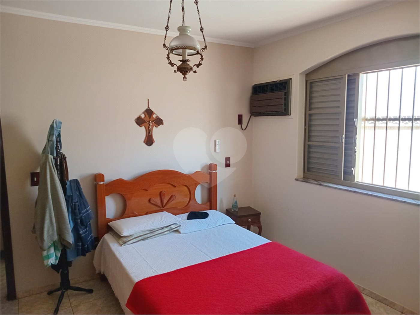 Casa à venda com 3 quartos, sendo 1 suíte, em Vila José Bonifácio, Araraquara, SP