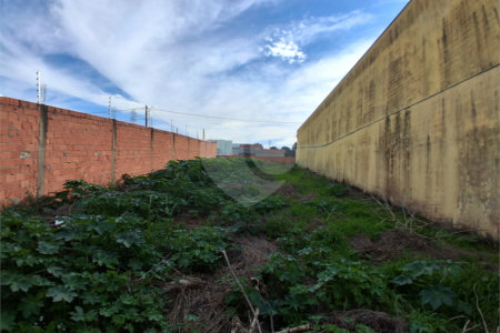 Terreno à venda em Vila Nastri, Itapetininga, SP