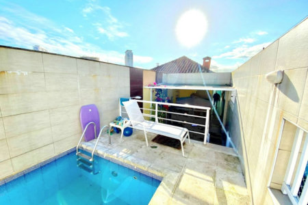 Casa com 3 dormitórios à venda, 272 m² por R$ 1.990.000,00 - Embaré - Santos/SP