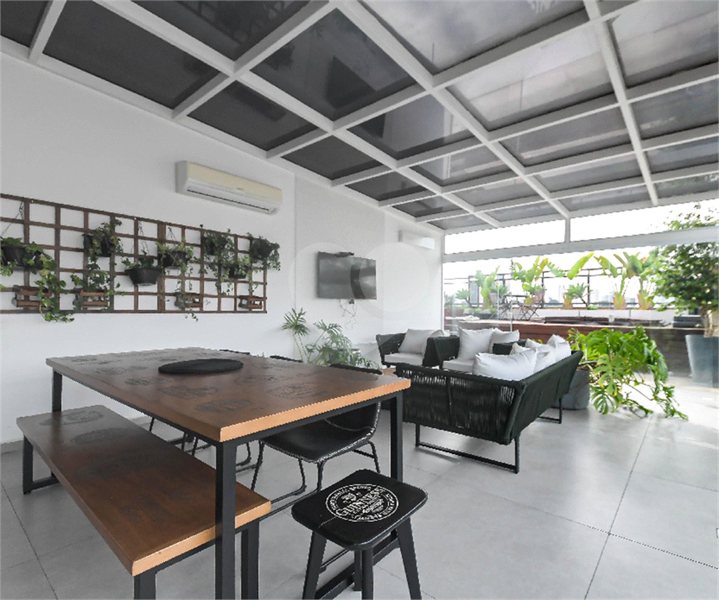 Duplex à venda com 4 quartos, sendo 3 suítes, em Bosque da Saúde, São Paulo, SP
