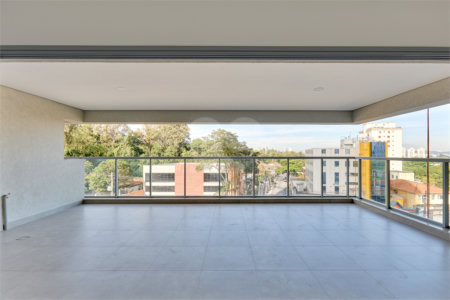 Apartamento à venda com 3 suítes em Jardim Marajoara, São Paulo, SP