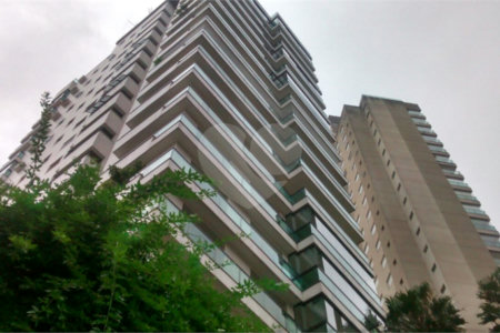 Apartamento à venda com 4 quartos, sendo 3 suítes,  em Santana, São Paulo, SP
