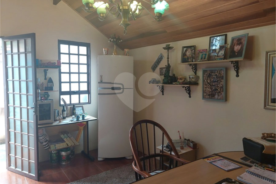 Casa à venda com 4 quartos, sendo 1 suíte, em Lavapés, Mairiporã, SP