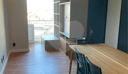 Apartamento à venda com 3 quartos, sendo 1 suíte,  em Jardim Ângela (zona Leste), São Paulo, SP