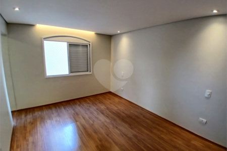 Apartamento à venda com 3 quartos, sendo 1 suíte, em Santana, São Paulo, SP