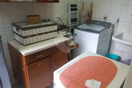Sobrado à venda com 3 quartos, sendo 1 suíte, em Campo Grande, São Paulo, SP