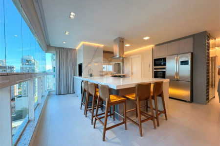 Apartamento à venda com 3 suítes em Balneário Perequê, Porto Belo, SC