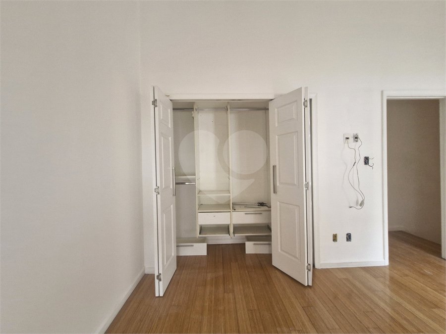 Casa para alugar com 4 quartos, sendo 2 suítes, no condomínio Fairmont, São Paulo - SP