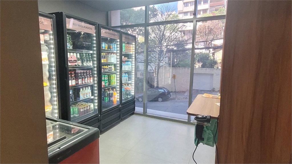 Apartamento à venda com 1 quarto em Jardim América, São Paulo, SP