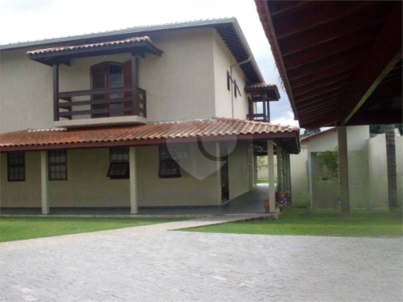 Casa à venda com 3 suítes em Vista Alegre, Vinhedo, SP