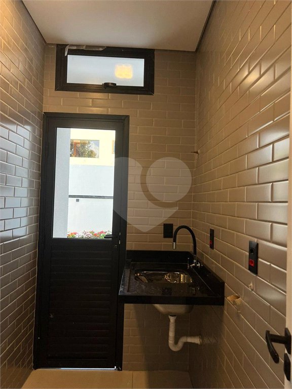 Casa à venda com 3 suítes no condomínio Aruã, Mogi das Cruzes - SP