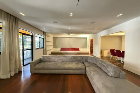 Apartamento à venda com 5 quartos, sendo 3 suítes, em Tijuca, Rio de Janeiro, RJ