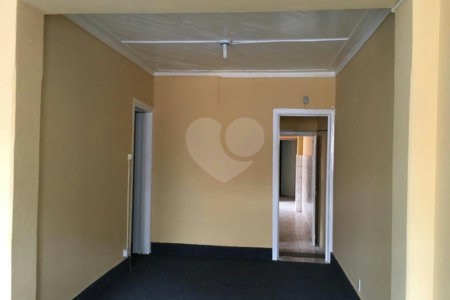 Casa à venda com 3 quartos, sendo 1 suíte, em Jardim Marajoara, São Paulo, SP