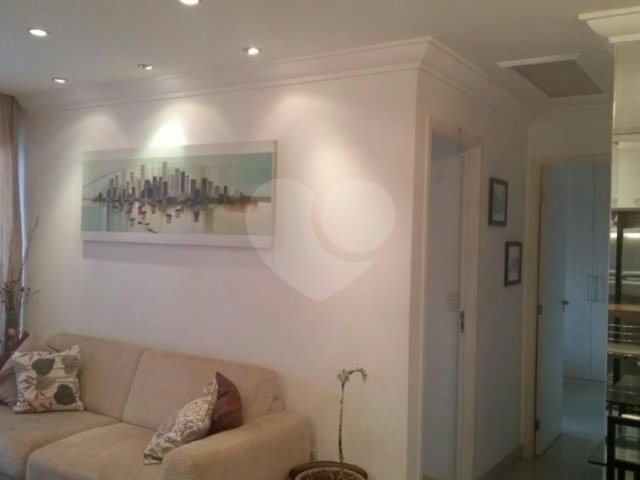 Apartamento à venda com 2 quartos, sendo 1 suíte,  em Santana, São Paulo, SP