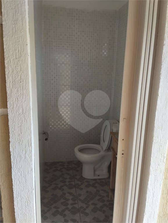 Casa à venda com 3 quartos, sendo 1 suíte,  no condomínio Vila Aracoara, Araraquara - SP