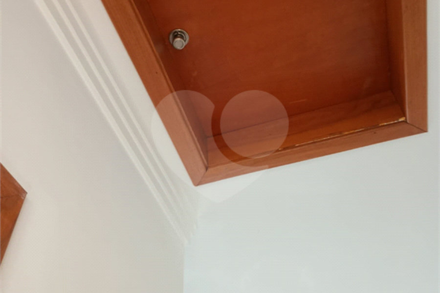 Sobrado à venda com 3 suítes em Tremembé, São Paulo, SP