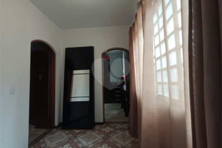 Casa à venda com 3 quartos, sendo 1 suíte, em Wanel Ville, Sorocaba, SP