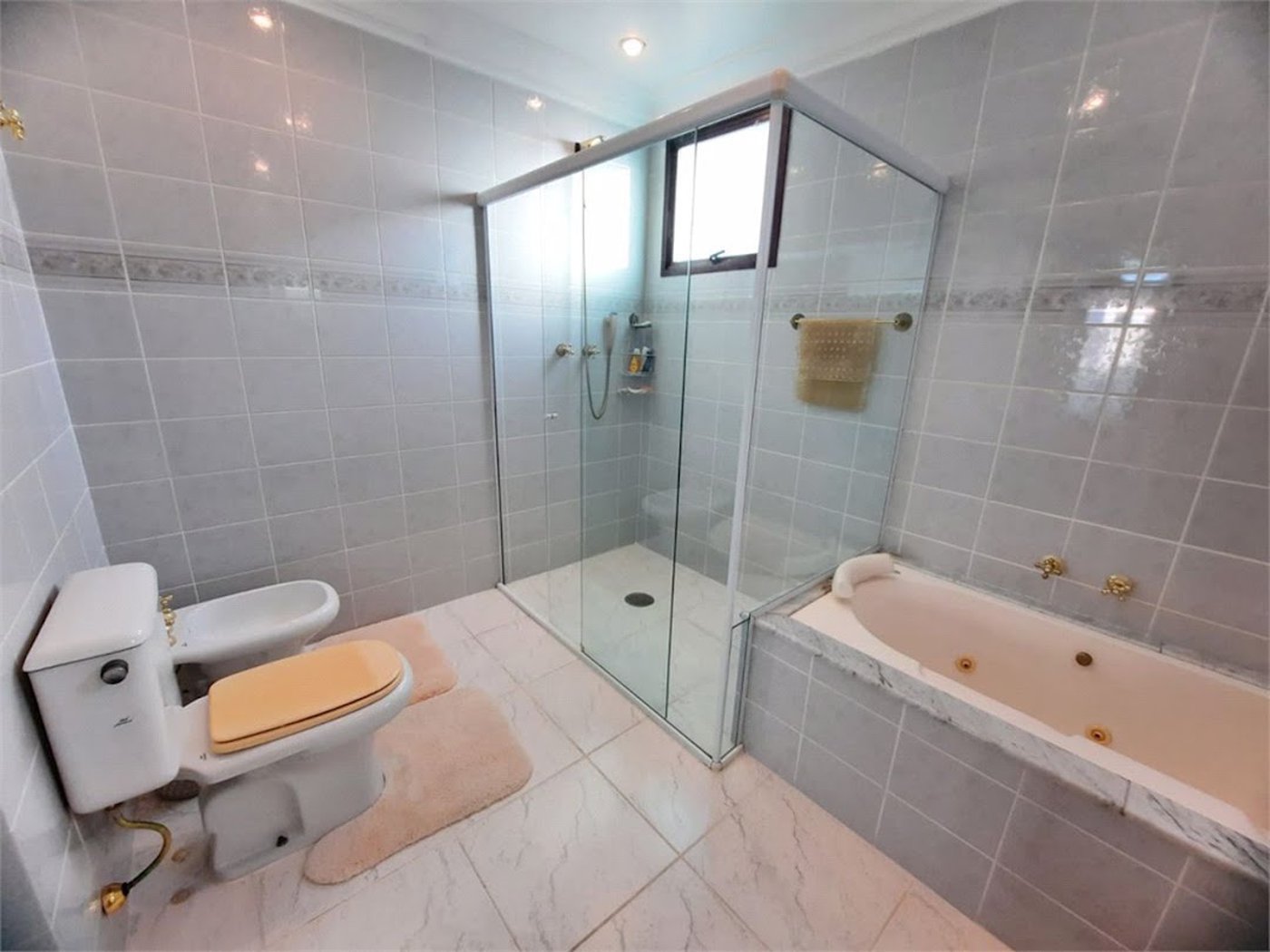 Apartamento com 3 dormitórios à venda, 179 m² por R$ 3.800.000,00 - Pitangueiras - Guarujá/SP