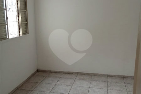 PREDIO COM 2 CASAS NO SACOMÃ