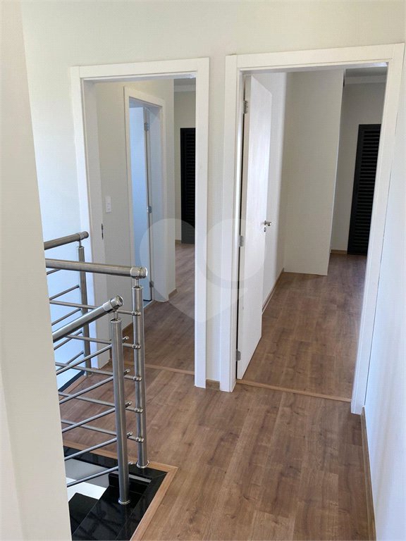 Casa à venda com 3 suítes no condomínio Villaggio Maranello, Vinhedo - SP