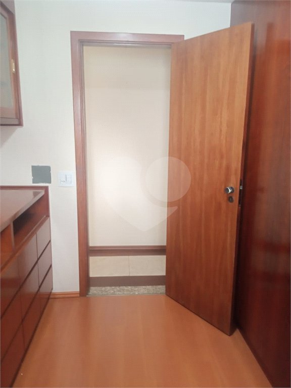 Apartamento à venda com 5 quartos, sendo 4 suítes,  em Tatuapé, São Paulo, SP