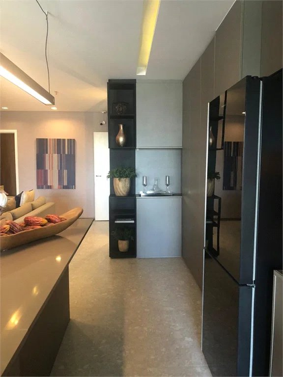 Apartamento à venda com 3 suítes em Jardim das Acácias, São Paulo, SP