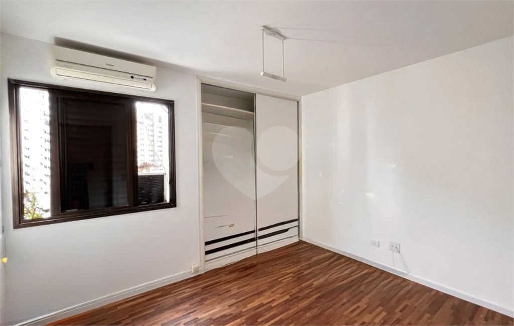 Cobertura à venda com 3 quartos, sendo 1 suíte, em Vila Suzana, São Paulo, SP
