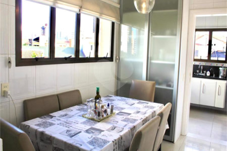 Apartamento à venda com 3 suítes em Jardim Vila Mariana, São Paulo, SP