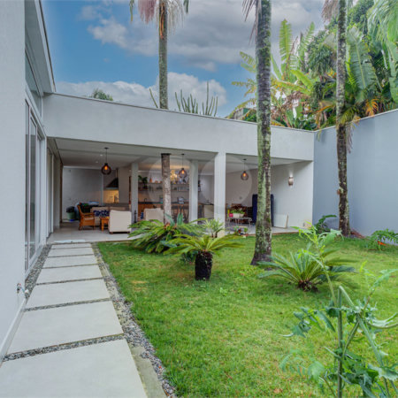 Casa Térrea à venda com 4 suítes em Alto da Boa Vista, São Paulo, SP