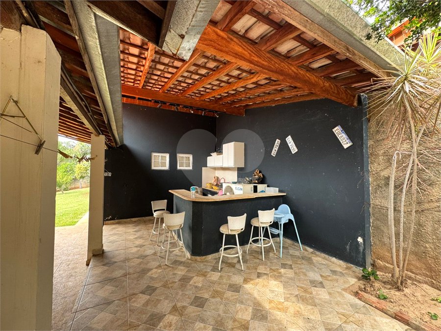 Casa à venda com 3 quartos, sendo 1 suíte, no condomínio Haras São Luiz, Salto - SP