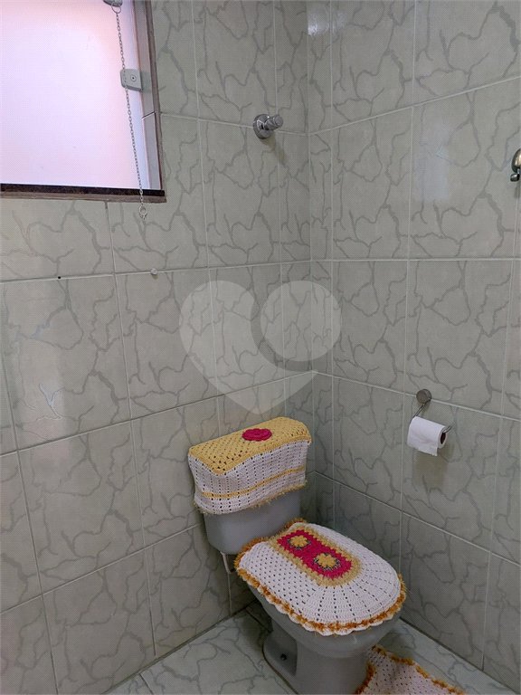 Sobrado à venda com 2 quartos, sendo 1 suíte, em Jardim Luciana, Itaquaquecetuba, SP