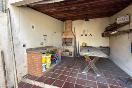 Casa à venda ou para alugar com 5 quartos, sendo 2 suítes, no Centro, Salto, SP