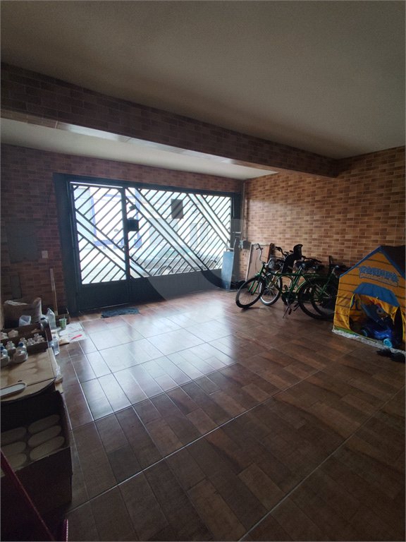 Casa à venda com 4 quartos, sendo 1 suíte, em Parque Novo Mundo, São Paulo, SP