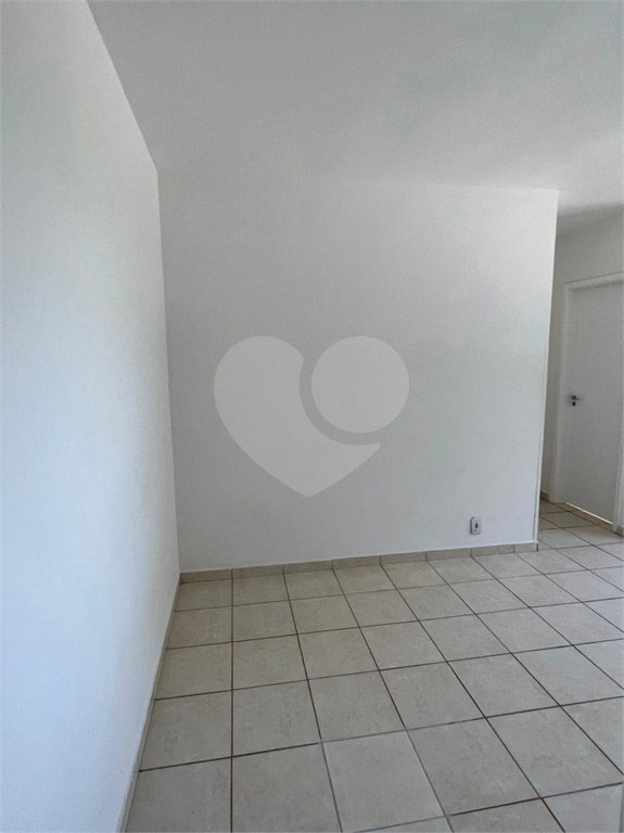 Apartamento no Condomínio Residencial Parque Romance.