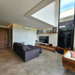 Casa à venda com 4 suítes no condomínio Residencial Itahyê, Santana de Parnaíba - SP