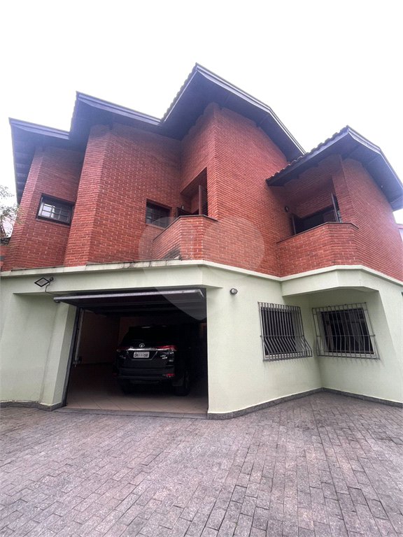 Sobrado à venda com 3 suítes em Tremembé, São Paulo, SP