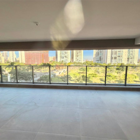 Apartamento à venda com 4 quartos, sendo 3 suítes, em Água Branca, São Paulo, SP