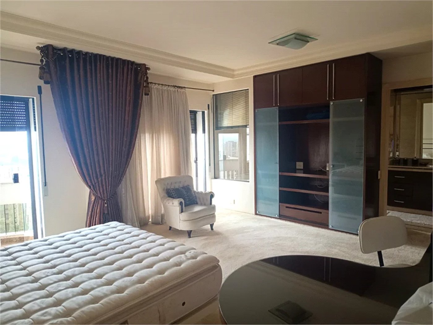 Apartamento à venda com 4 suítes em Vila Suzana, São Paulo, SP